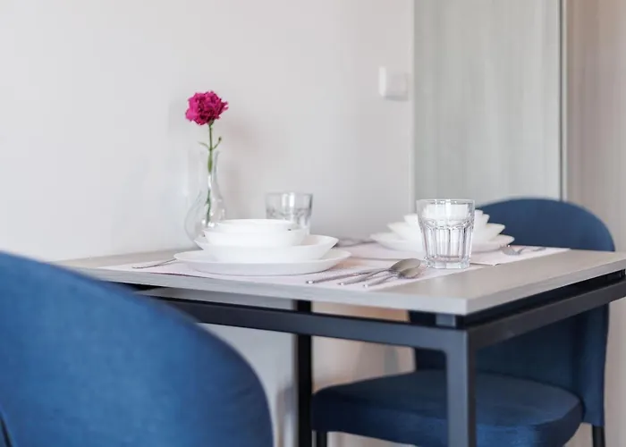 Center-thong Lo-rca-high-rise One-bedroom
