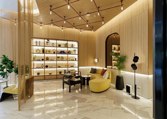 Center-thong Lo-rca-high-rise One-bedroom Apartment Bangkok