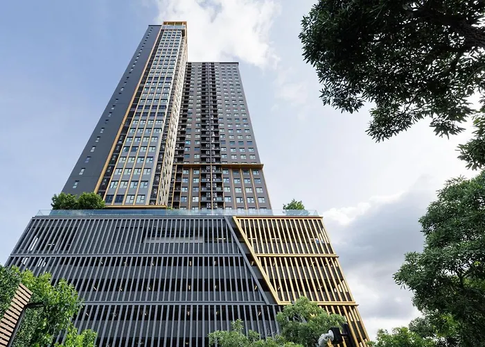 Center-thong Lo-rca-high-rise One-bedroom Apartment